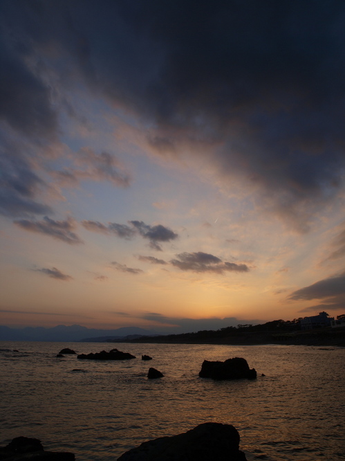 Q2088628_007raws.jpg